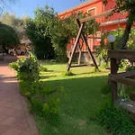 Bed and Breakfast A Due Passi Da Aci SantʼAntonio