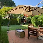 Bed and Breakfast A Due Passi Da 3*