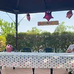 A Due Passi Da 3* Aci SantʼAntonio