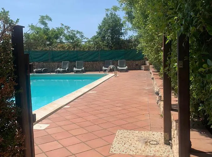 A Due Passi Da B&B 아치 산 안토니오