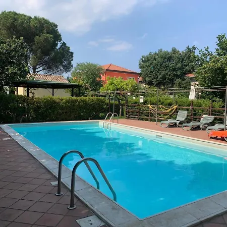A Due Passi Da Aci SantʼAntonio