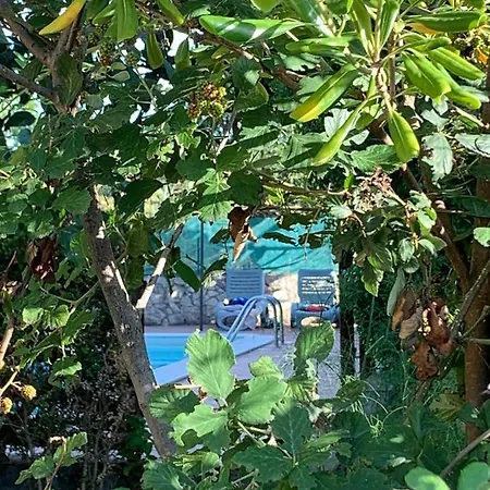 A Due Passi Da Alojamento de Acomodação e Pequeno-almoço Aci SantʼAntonio
